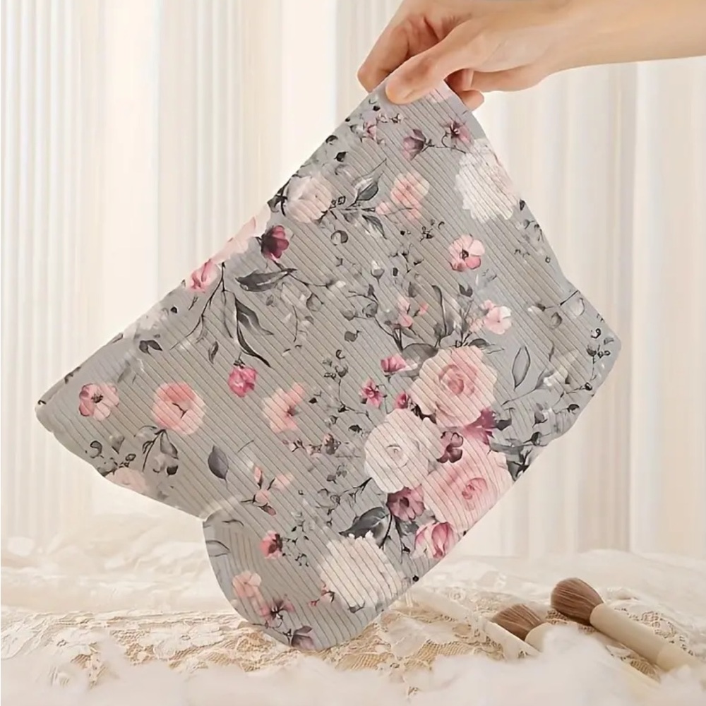 Floral Corduroy Cosmetics Bag - Picture 2 of 4